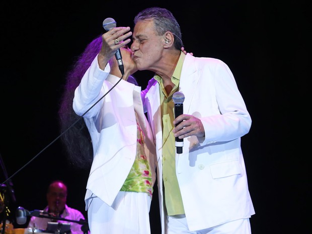 Maria Bethânia e Chico Buarque em show em São Paulo (Foto: Manuela Scarpa/ Brazil News)