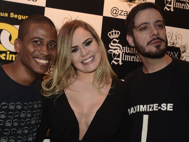 Ex-BBBs Luan, Paulinha e Max Porto em festa na Zona Oeste do Rio (Foto: Roberto Teixeira/ EGO)