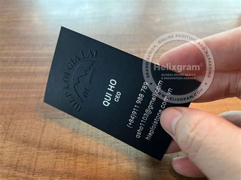 Foil Embossed Business Cards Printing in Saigon - Helixgram