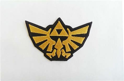 Legend of Zelda Hyrule Crest by LittleBearsPatches on Etsy