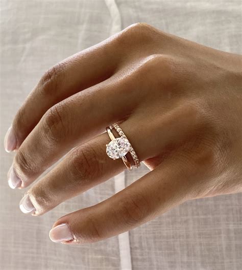 2 CT Classic Oval Solitaire Bridal Set In Rose Gold - Jadorelli