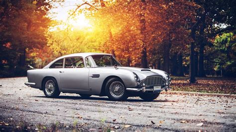 Silver coupe, Aston Martin DB5, car, James Bond, Bond Cars HD wallpaper | Wallpaper Flare