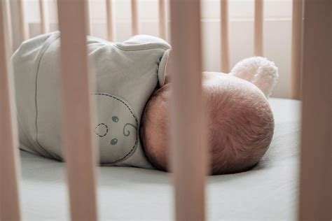 How To Practice Rolling Over With Baby? Infant health experts weigh in– Nested Bean