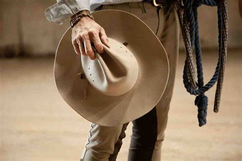 What is cowboy hat etiquette? - Lisa Andersen : Surfer Girl Mentor