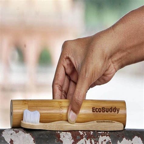 Bamboo toothbrush case|Eco friendly toothbrush travel case|Bamboo toothbrush travel case|ecohoy.com