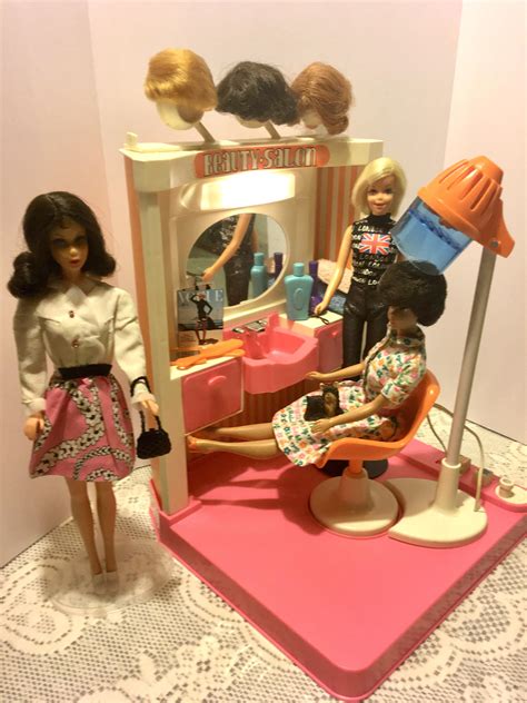 Welcome to Vintage Barbie’s Beauty Salon : r/Barbie