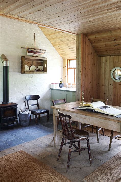 A tiny Scottish fishing lodge lovingly restored | House & Garden