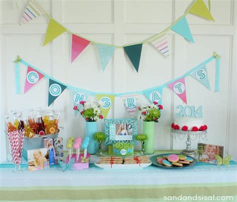 DIY Graduation Banner - Sand and Sisal