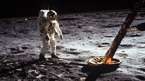 5 Terrifying Moments During the Apollo 11 Moon Landing Mission | HISTORY