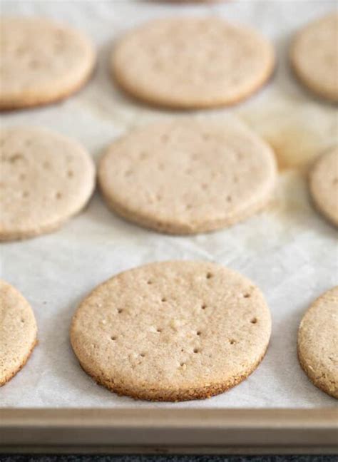 Gluten Free Digestive Biscuits | Like Hobnobs, too