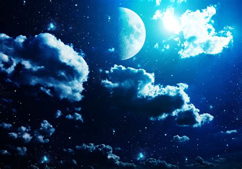 Night Sky Moon 4K Wallpaper