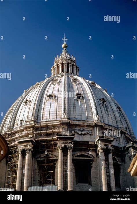 Dome, St.Peters Basilica, Rome Stock Photo - Alamy