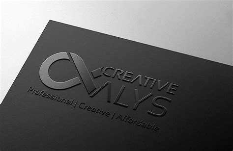 Free Card Embossed Logo Mockup (PSD)