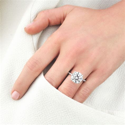 20190617-round-diamond-petite-comfort-fit-5-ct..jpg