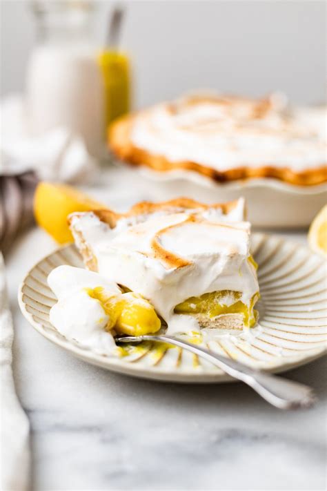 Vegan Lemon Meringue Pie (Gluten Free) | The Banana Diaries