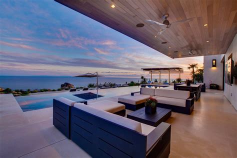 Villa Splendido on Malibu's Billionaire's Beach - 5046 Carbon Beach Terrace — The Hollywood Home ...