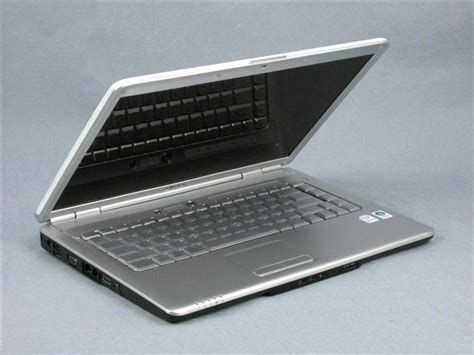 Dell Inspiron 1525 Specs