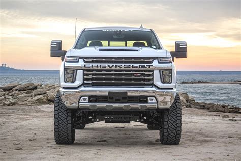 ReadyLIFT® - Chevy Silverado 2500 HD / Silverado 3500 HD 4WD 2022 8" Front and Rear Big Lift Kit