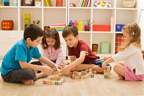 Top 10 indoor games name: Playing with kids is fun at home