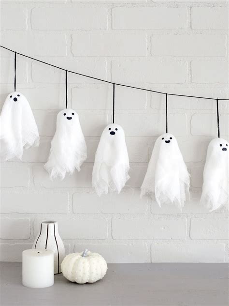 20+ Homemade Halloween Decorations Ghosts