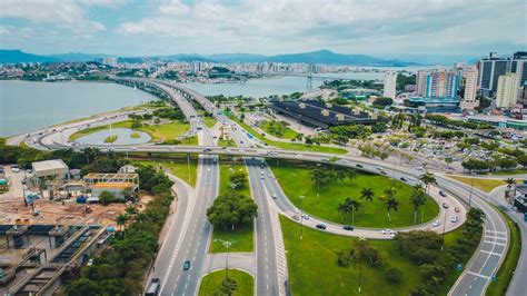 Aerial View of City Roads · Free Stock Photo