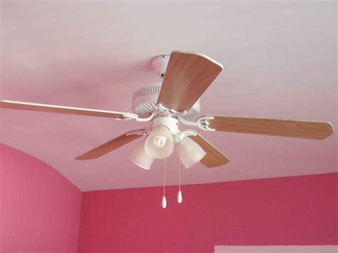 10 Tips for Choosing Bedroom Ceiling Fans | Warisan Lighting