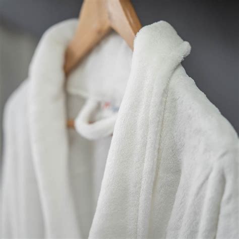 Bathrobe Luxury Coral Fleece - Australian Accommodation Supplies