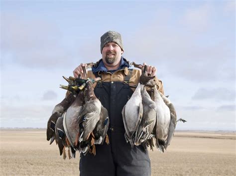 Top 5 Best Duck Hunting Waders for the 2021 Waterfowl Season - Catch Them Easy