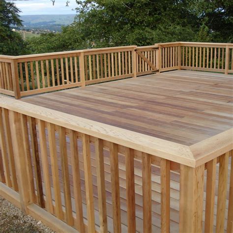 Ballard Design: Wood Deck Handrail Designs