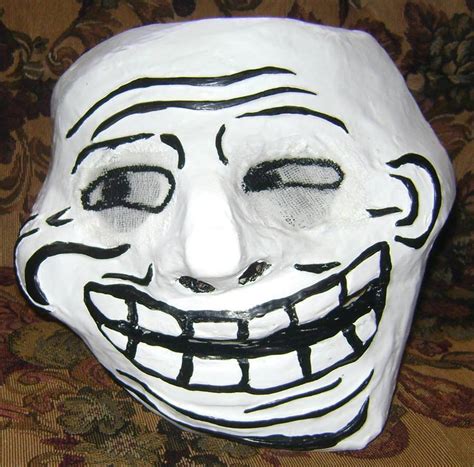 Troll Face Masque | BlageusFree