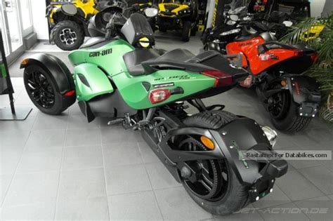 2012 BRP Can-Am Spyder RS-S SE5 + 500 € Accessories!