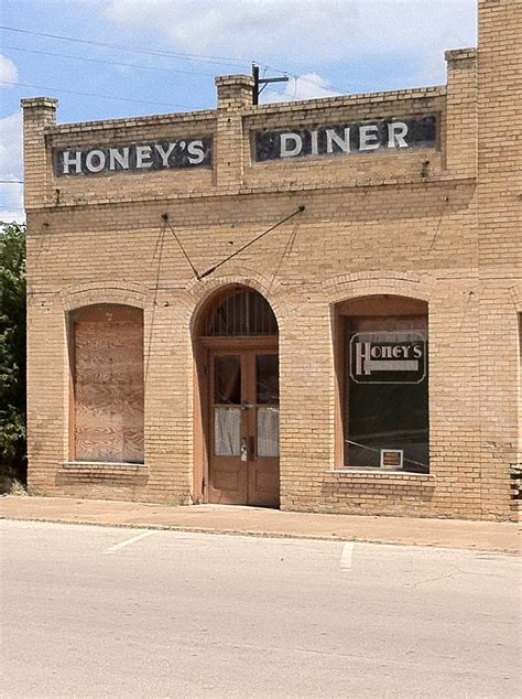 Smithville,TX | Smithville, Texas photo, Outdoor decor