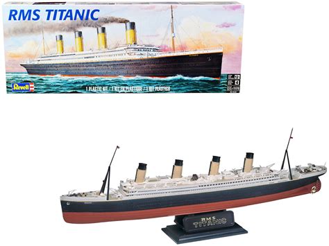 Level 4 Model Kit RMS Titanic Passenger Liner Ship 1/570 Scale Model by Revell - Walmart.com