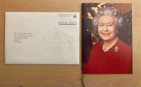 [England - Queen Elizabeth II era] - Queen Elizabeth Signed 105th Birthday Card - 2000 - Catawiki