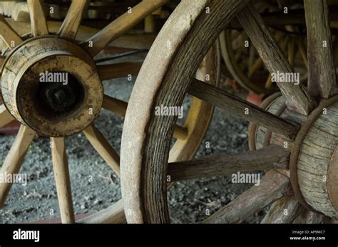 Antique wagon wheels Stock Photo - Alamy