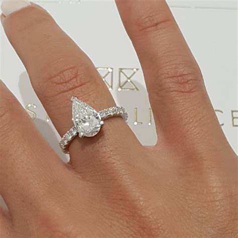 2 CARAT LAB GROWN DIAMOND ENGAGEMENT RING PEAR SHAPED F VVS2 - 14K WHI