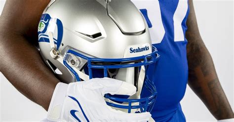 Seahawks unveil long-awaited throwback uniforms | The Seattle Times