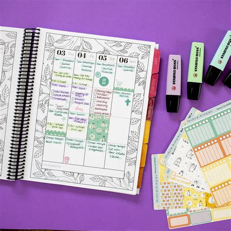 Planner spread inspiration - Sarah Renae Clark - Coloring Book Artist and Designer