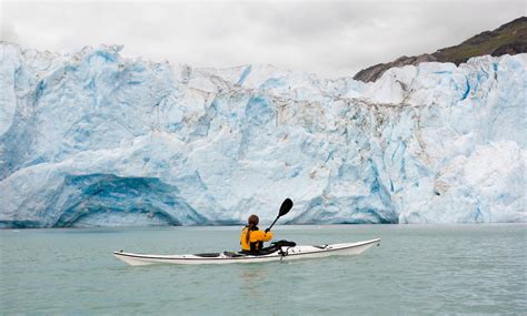 The Best Places to Kayak in the US: California, Hawaii, Alaska, Florida