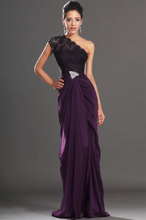 Command the Parties with Beautiful Evening Dresses - Ohh My My