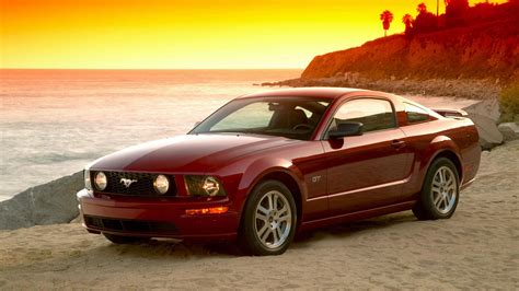 2005 Ford Mustang Red