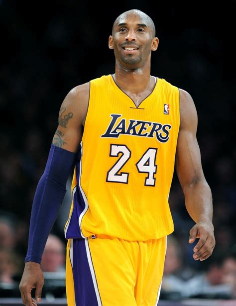 Lakers' Kobe Bryant gets new contract, but can he get another ring? - Los Angeles Times