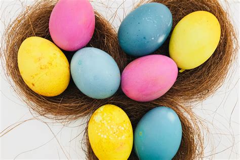 How to make natural Easter egg dye | Easter Crafts