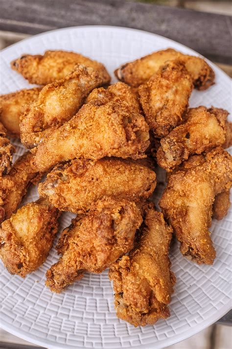 Crispy Fried Chicken Wings