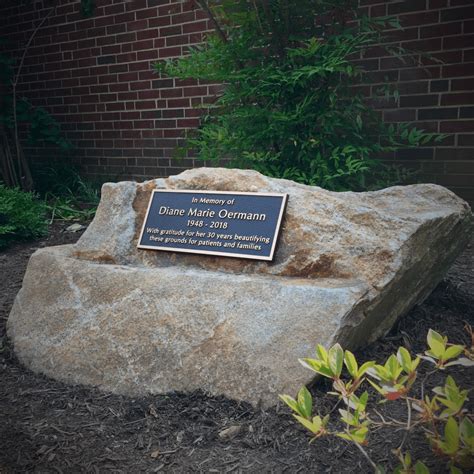 Bronze Plaques - Columbia Gardens Memorials