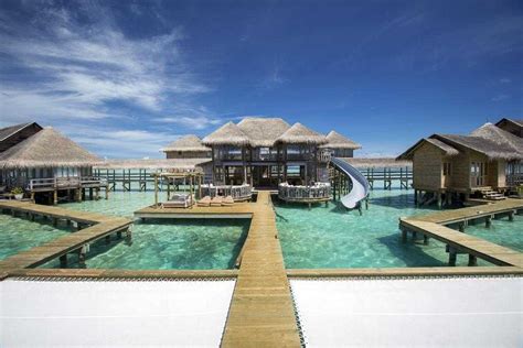 10 Romantic Honeymoon Resorts in Maldives to Visit in 2021