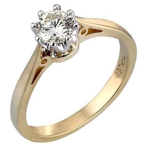 18ct Gold Half Carat Diamond Solitaire Ring | H.Samuel