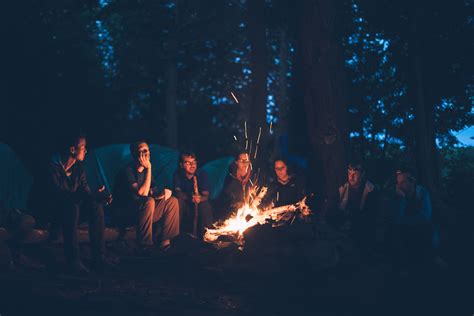 A Camping Tradition: Tips for Telling Campfire Stories - MARVAC