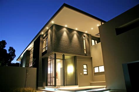 Benefits of Modern exterior wall lights - Warisan Lighting