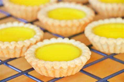 CiCi Li - DIY Hong Kong Egg Tarts Recipe